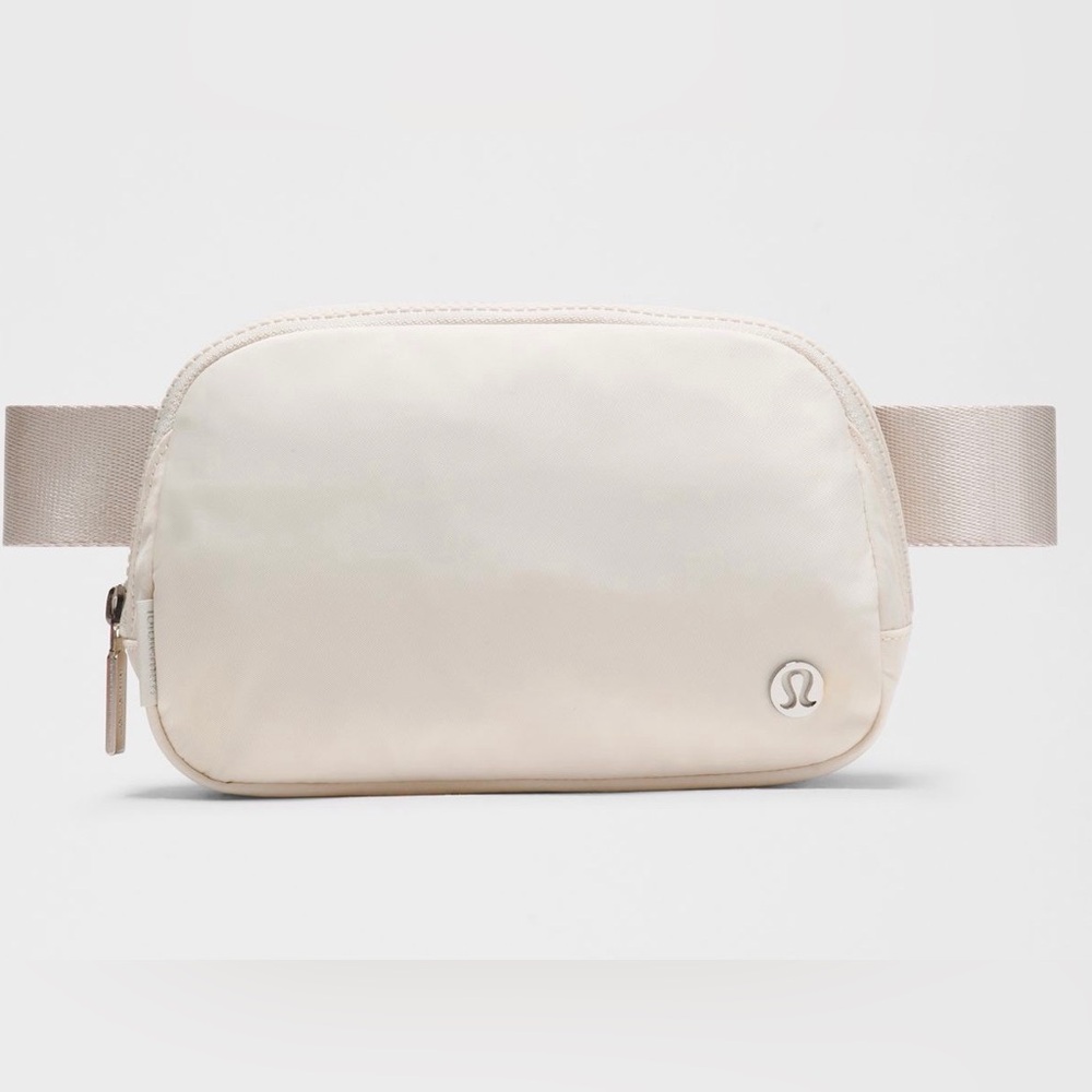 lululemon Everywhere Belt Bag 1L
